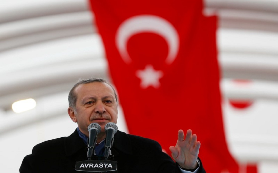الليرة التركية تخسر 24% من قيمتها في النصف الأول!