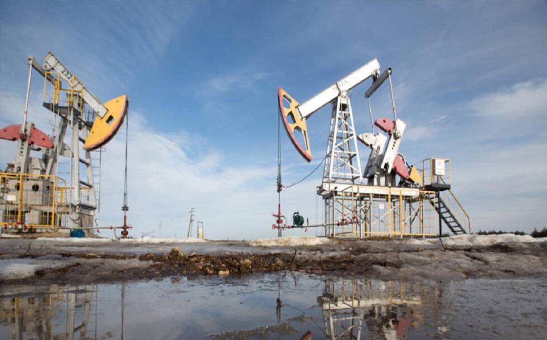 انخفاض مخزونات النفط الأميركية الأسبوع الماضي، ومخزونات البنزين تقفز