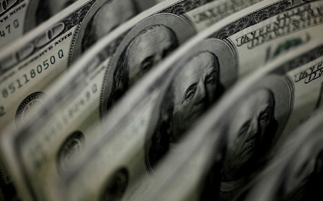 Dollar stability as risk-sensitive currencies rise