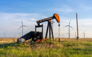 oil-prices-fell-at-settlement-on-tuesday-2025-11-25