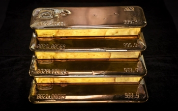 gold-prices-fell-1-5-at-settlement-as-concerns-eased-in-the-banking-sector-2023-03-27