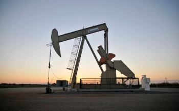 Oil prices drop by 3% on fears of recession