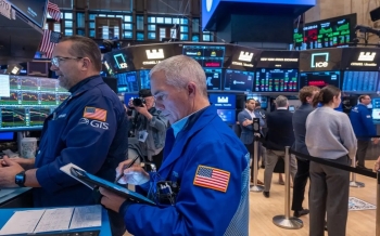 s-p-500-hits-new-record-high-fueled-by-trade-optimism-2025-06-27