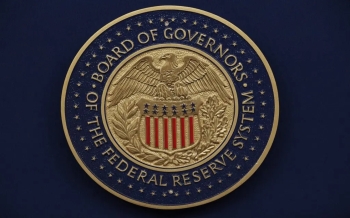 مسؤولة-بالفدرالي-الأميركي-الفائدة-قد-تبقى-ثابتة-لفترة-طويلة-2026-02-10