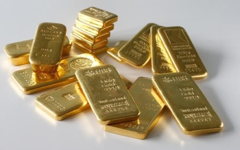 gold-rises-strongly-moving-within-a-sensitive-range-2025-11-28