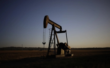 Oil ends the week lower in light of demand concerns after a Russian ban